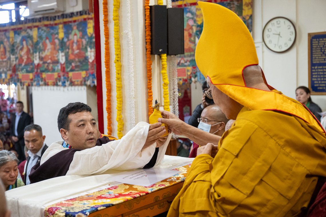 Tibetan Communities of Australia Offer Long-Life Prayer to the Dalai Lama